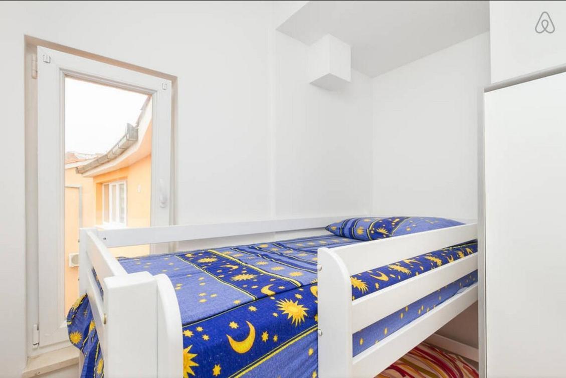 Apartman House *